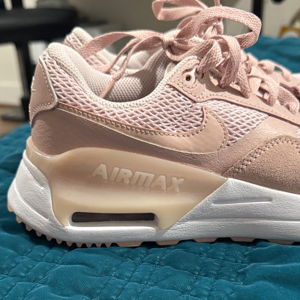 Nike Air Max Pink White Sneakers Size 8 Women’s - Picture 6 of 6